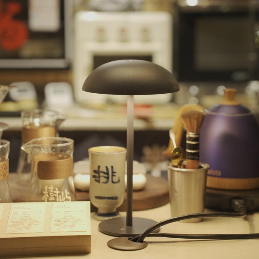 Minimalist LED Table Lamp – Relax-W Basic Collection