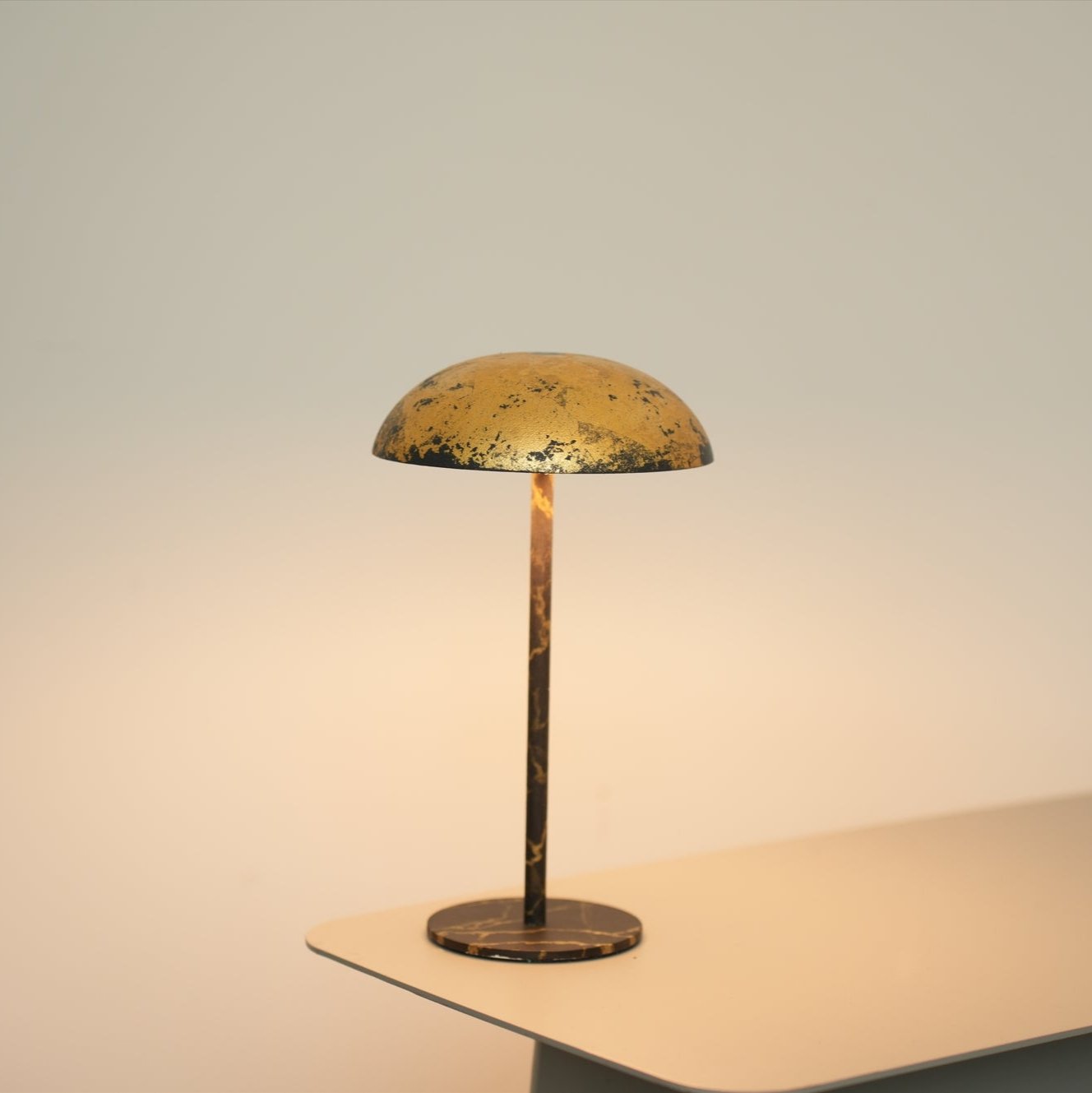 Lampe Relax-W de la série Metal