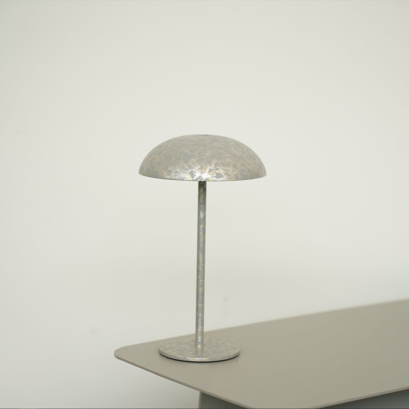 Lampe Relax-W de la série Metal