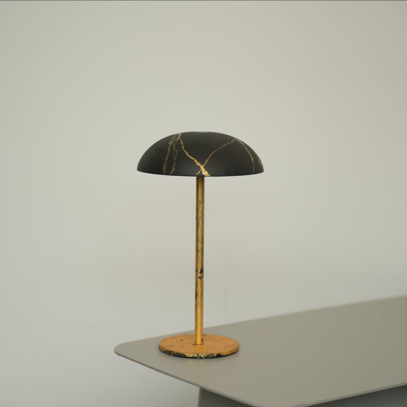 Lampe Relax-W de la série Metal