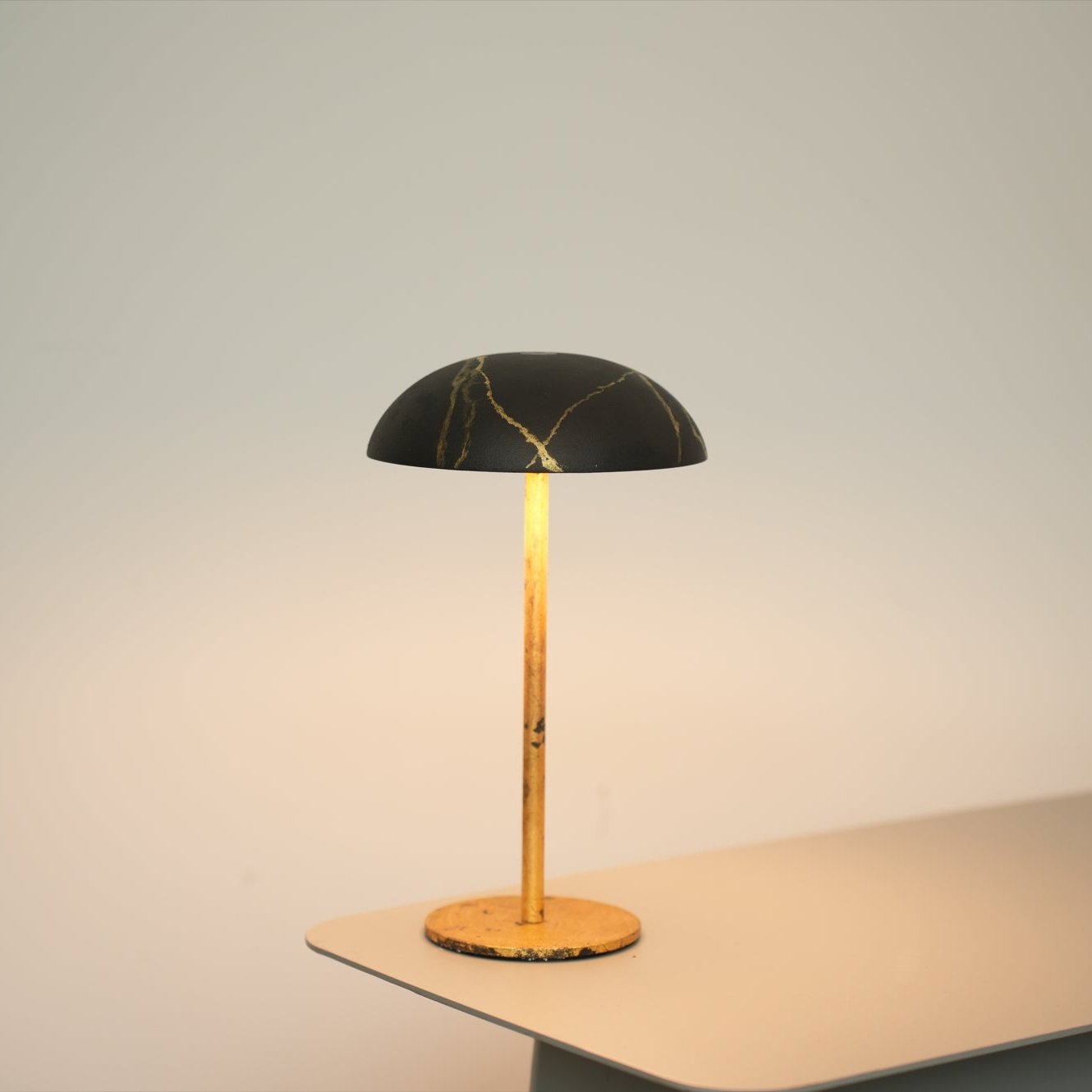 Lampe Relax-W de la série Metal