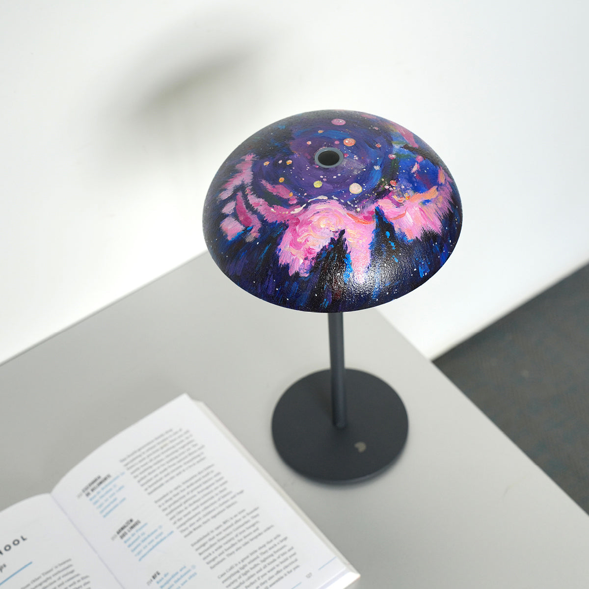 Nebula Dream Table Lamp – Handmade Cosmic Aurora Light